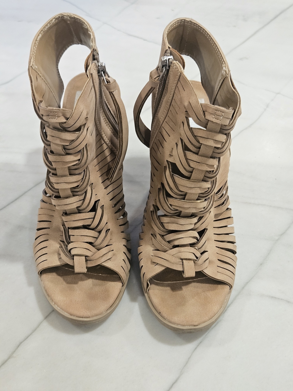 DV by Dolce Vita "Alyson" Strappy Boho Chunky Heel Sandals - 7